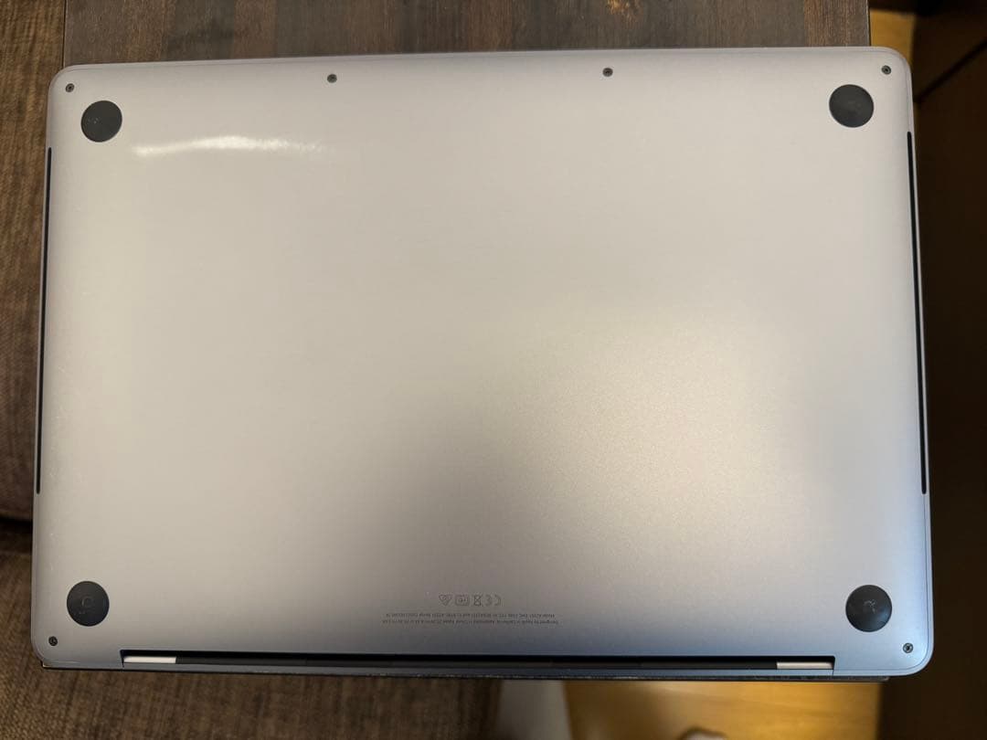 【おまけ付】MacBook Pro 2020 13インチ 32GB/2TB