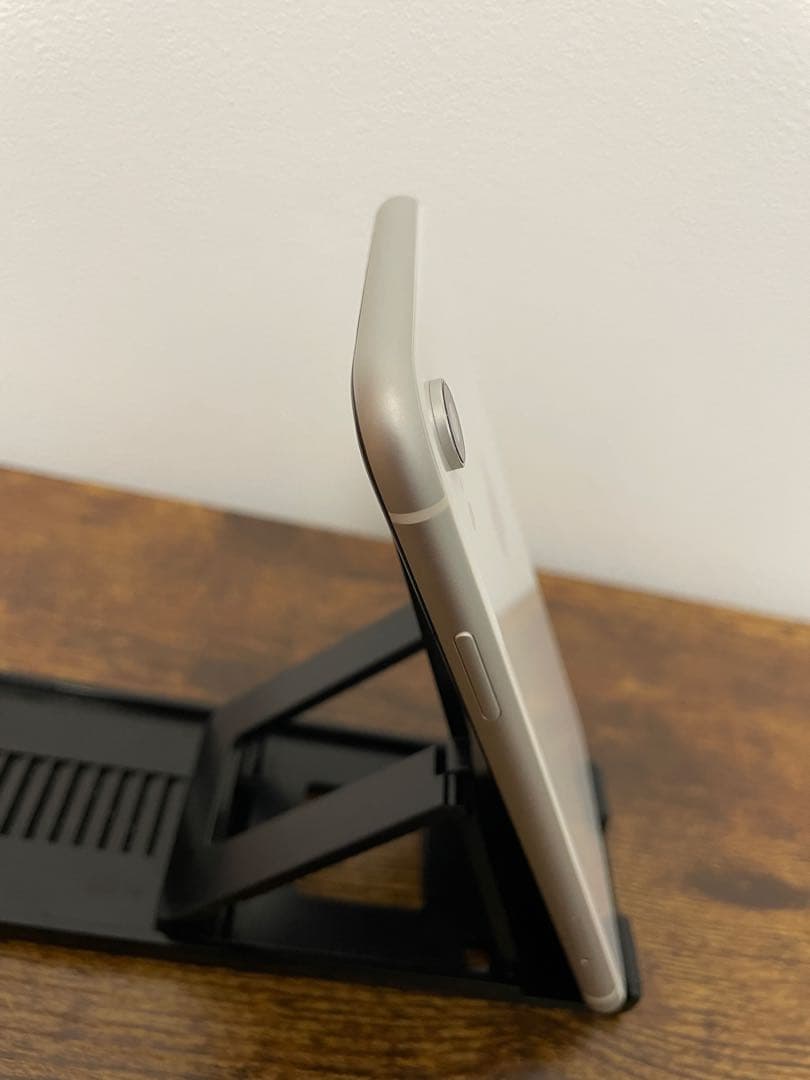 【美品】iPhone XR 128GB ホワイト