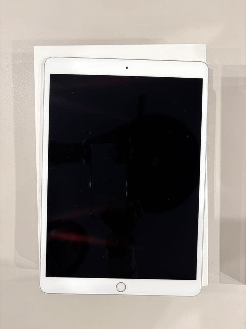 美品！Apple iPad Air 10.9インチ 第3世代 wifiモデル