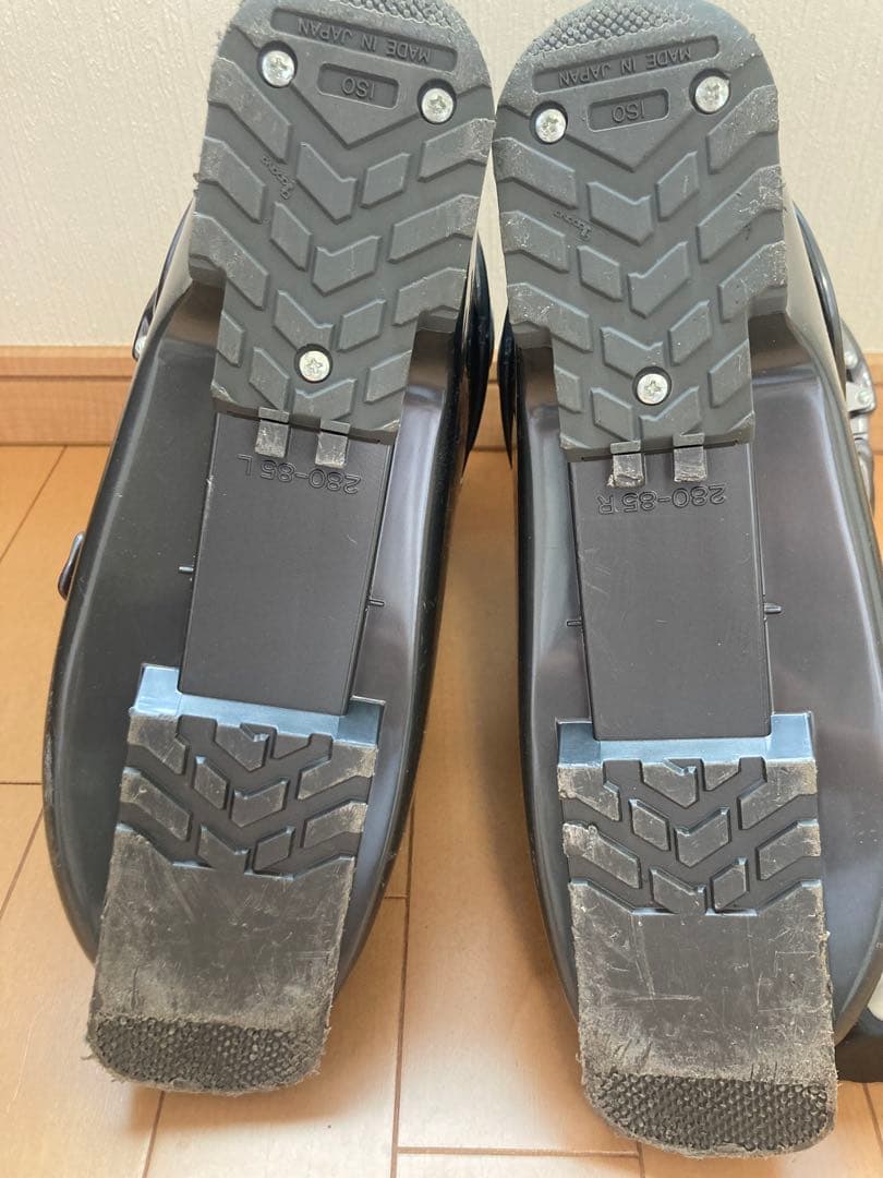 スキー用ブーツ グレー