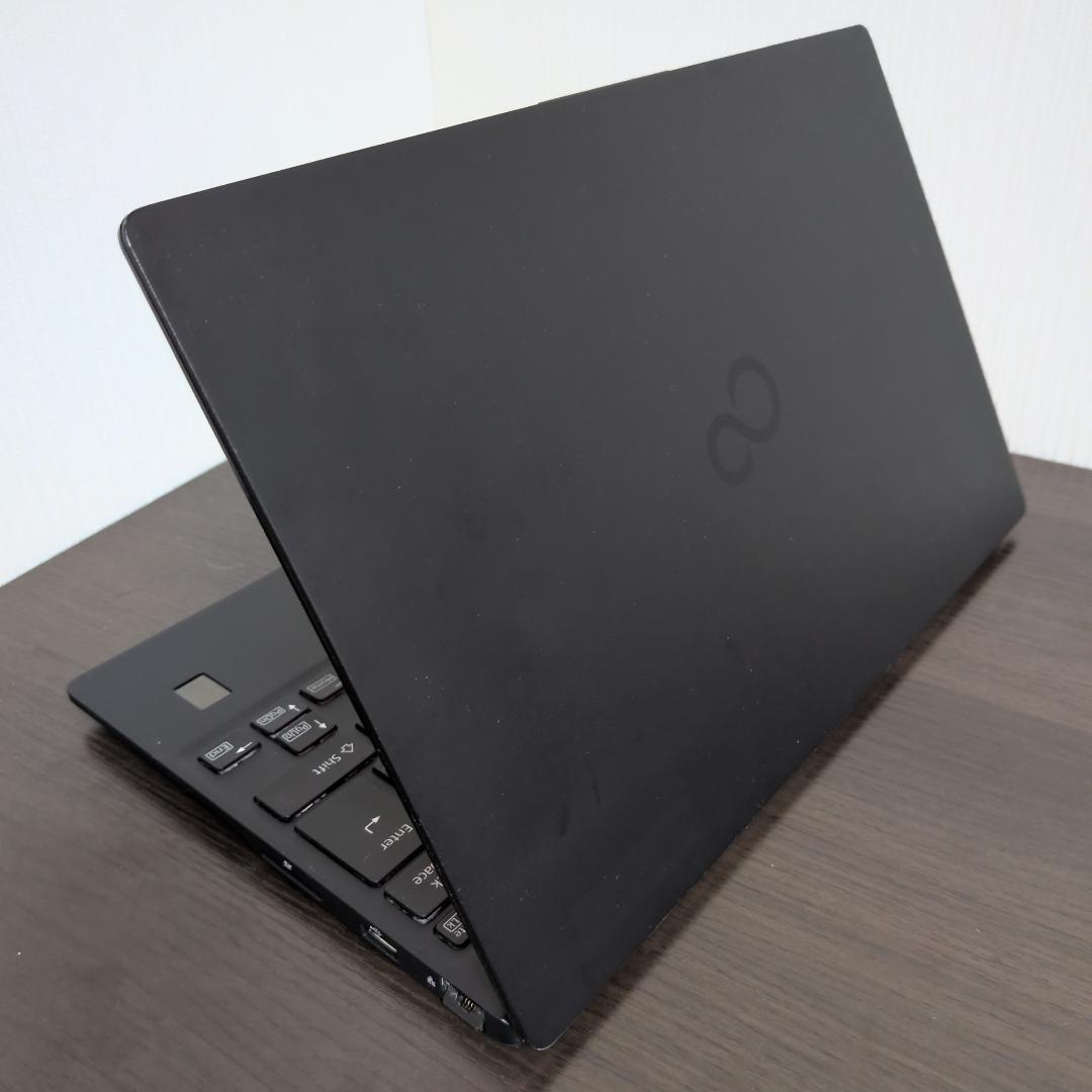 【第１１世代Corei7：薄型】富士通／U9311F／16GB／512GB