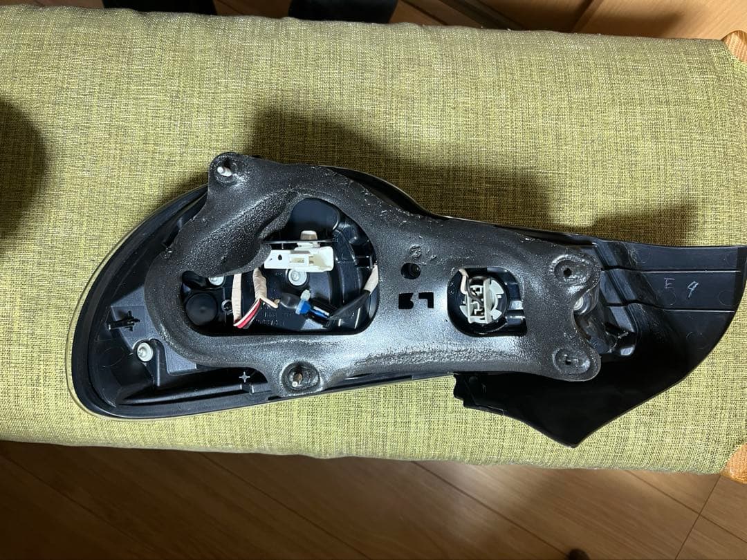 TOYOTA 86純正テールランプ