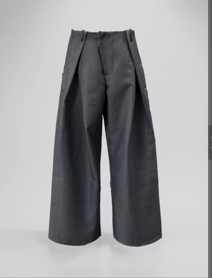 パンツ Chikashitsu + double tuck balloon slacks