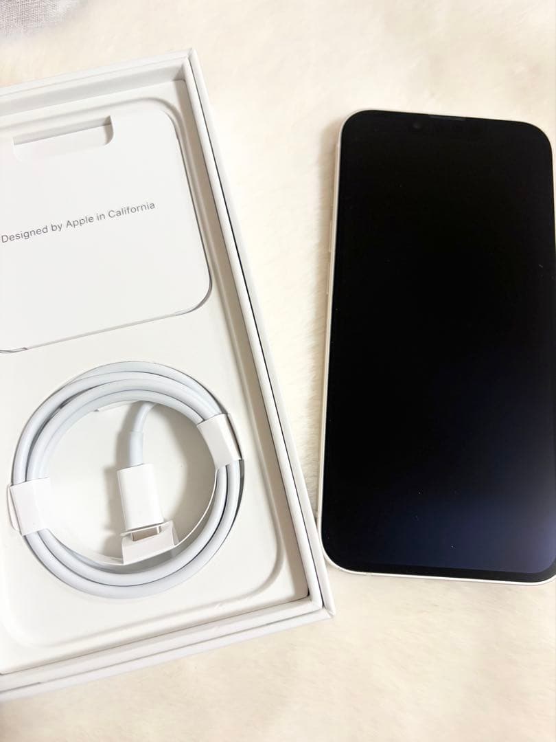 美品！iPhone13 SIMフリー即発送！