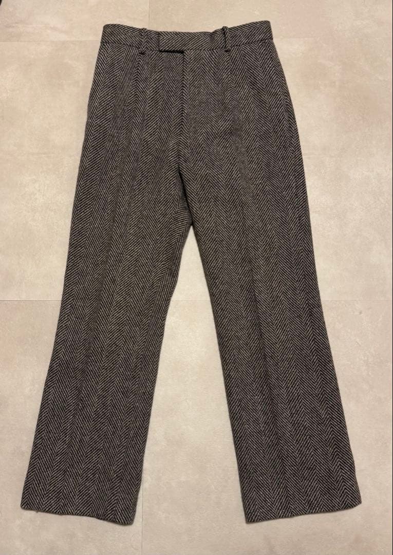 パンツ AURALEE LAMASHETLANDWOOLTWEEDSLACKS