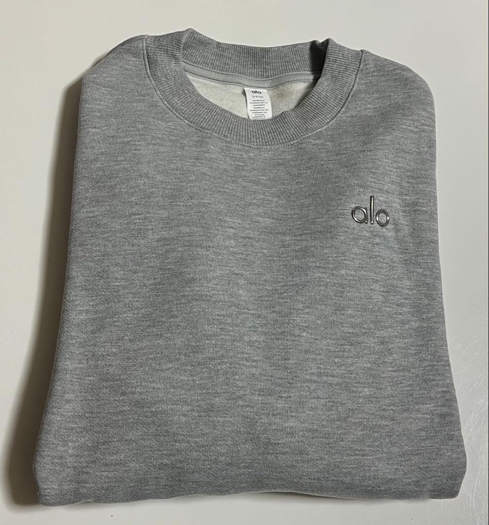 【新品未使用タグ付き】Alo yoga スウェット グレー　Sサイズ