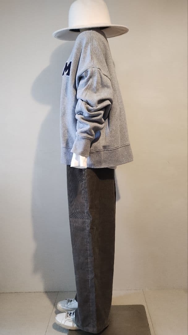 良ちゃん様 C6834 HYKEテーパードパンツ