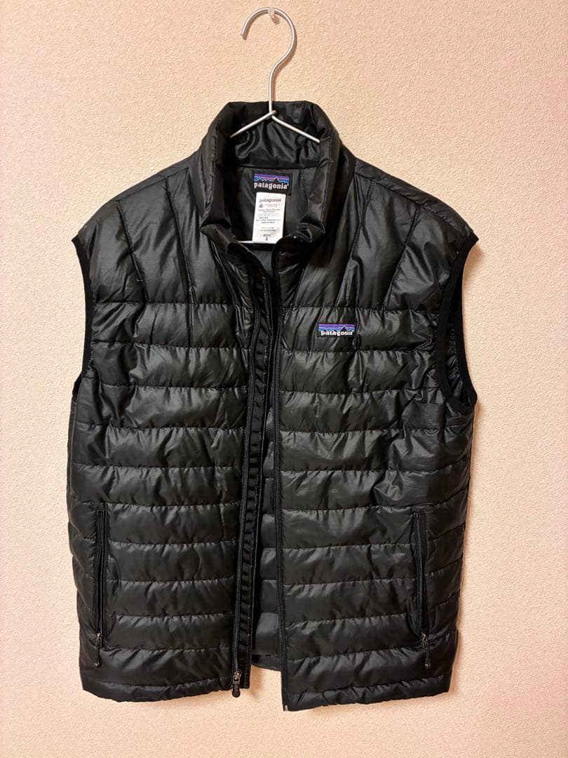 横乗り大好き‼️ patagonia メンズ ダウンベスト S ブラック