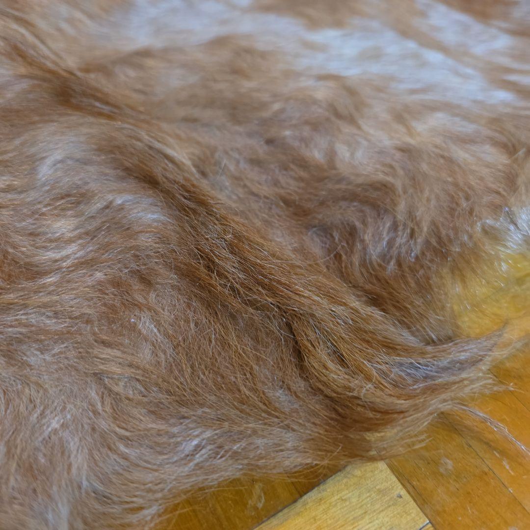 天然　本革　カウハイドラグ　茶色 毛皮ラグ 大きいサイズ