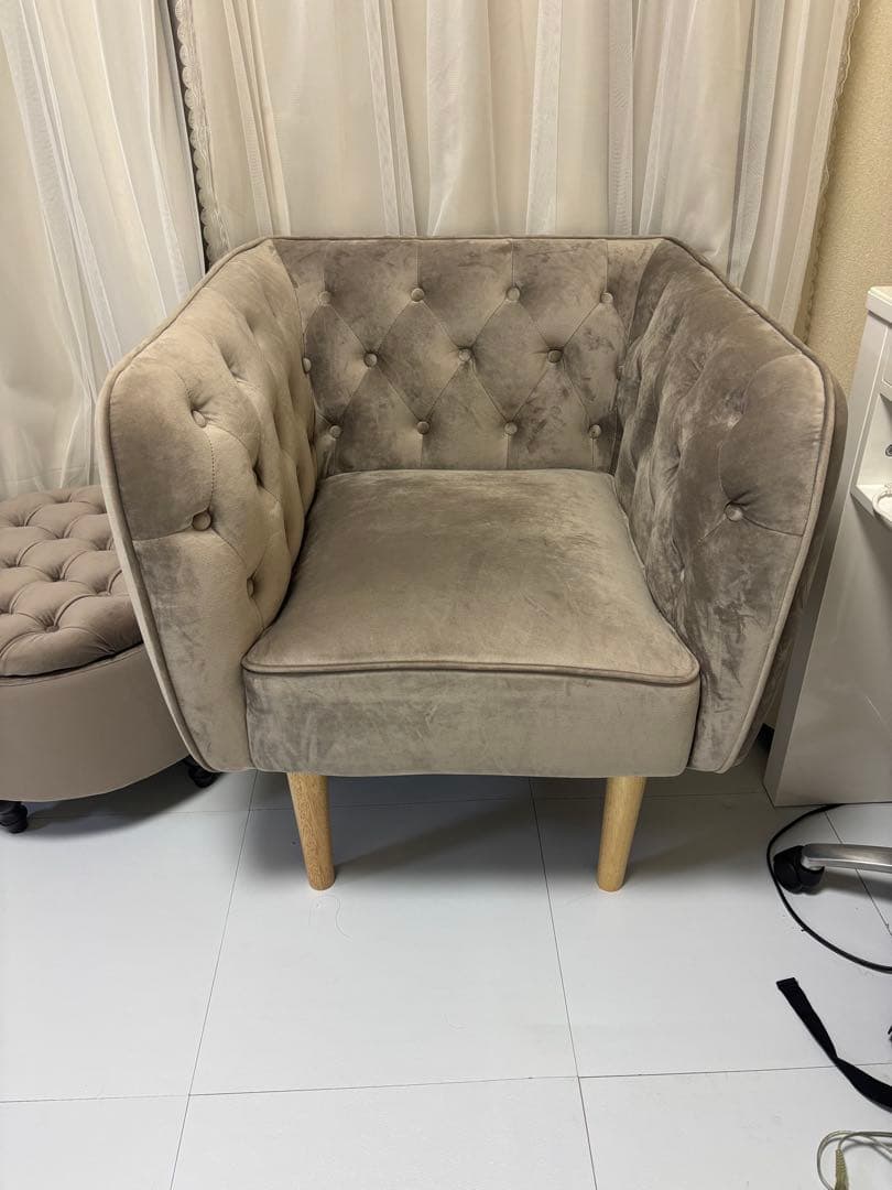 V*G様 【美品】ロウヤソファ1人がけベルベッド　グレー