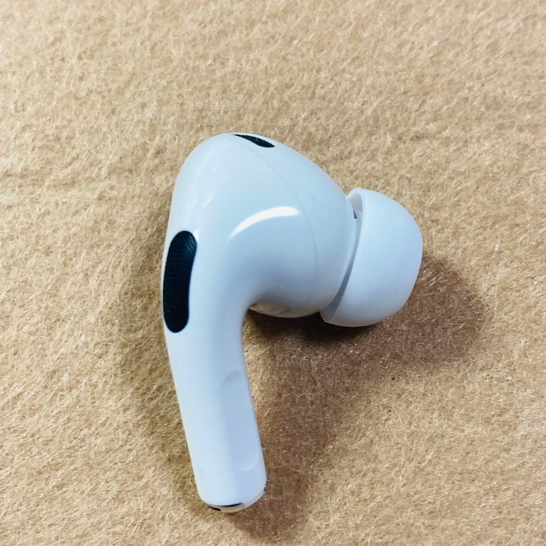 AirPodsPro 第2世代 USB type-C 右R 右耳　イヤホン　v