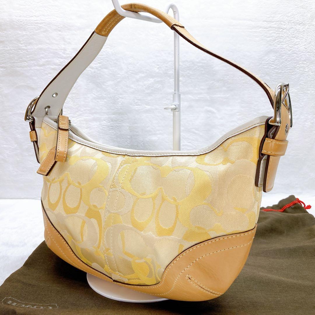 バッグ Coach Soho Hobo Shoulder Bag yellow rare