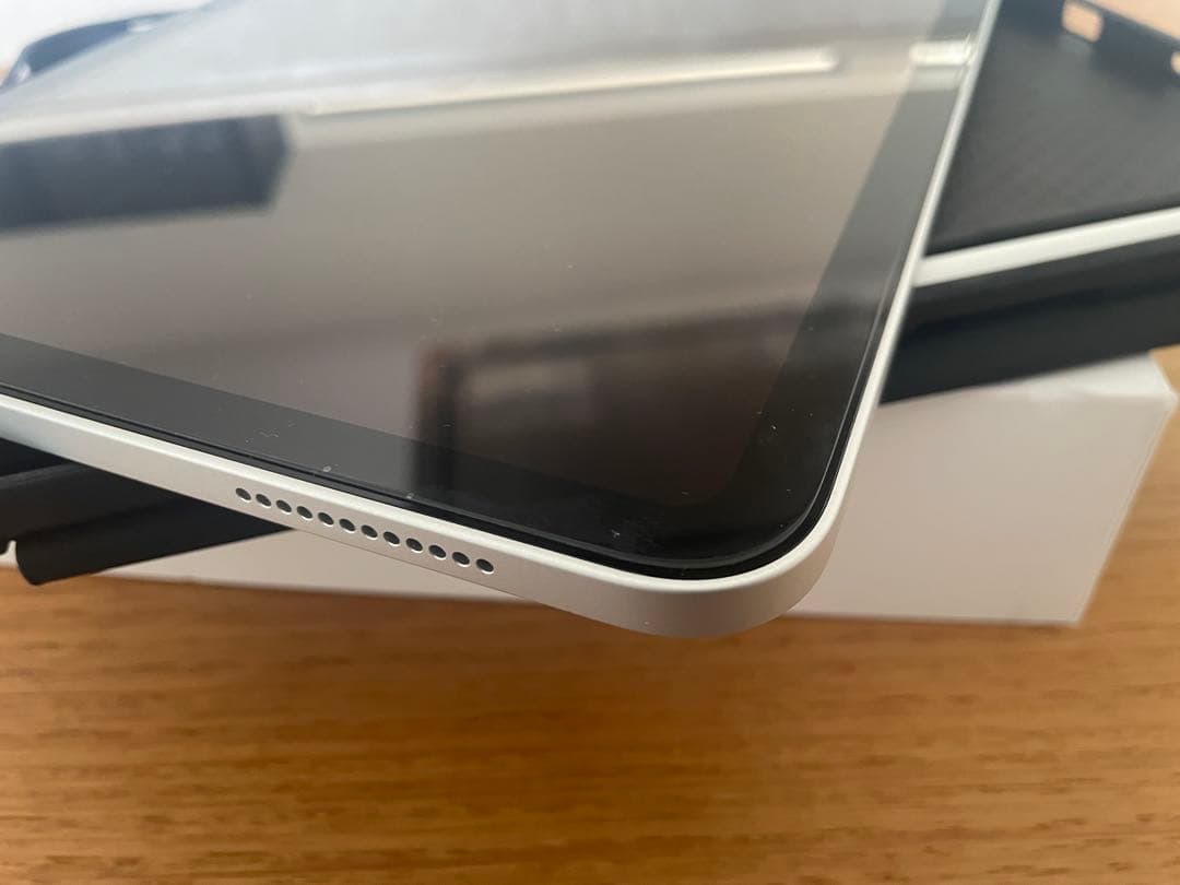 Apple iPad (第10世代) 64GB グレー　ケース ペン フィルム付