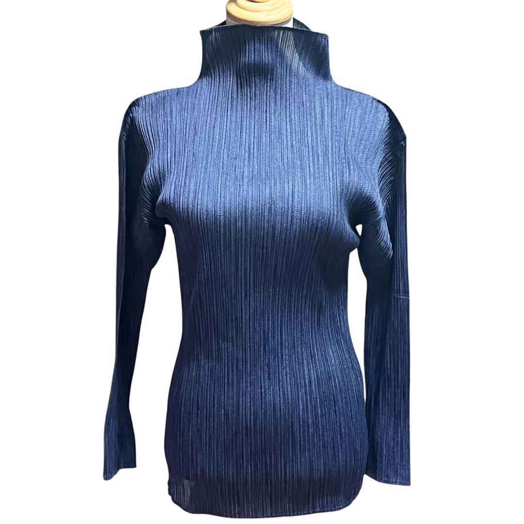 【美品】高級　プリーツプリーズ　ネイビー 長袖タートルネック　3