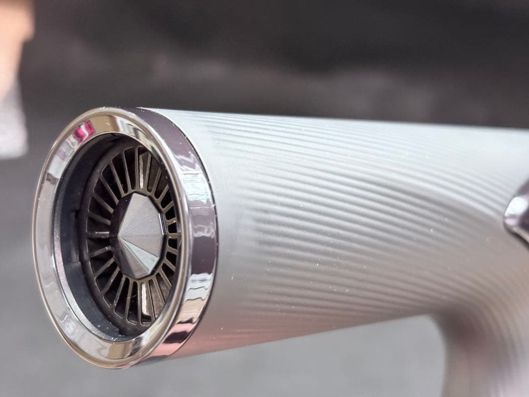 【美品】【正規品】【動作品】2024年製ReFa ビューテックドライヤースマート