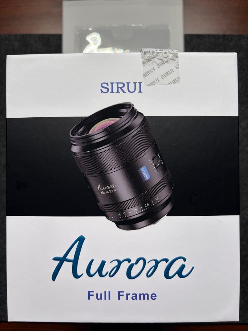 【ほぼ新品】SIRUI Aurora 35mm F1.4 Eマウント