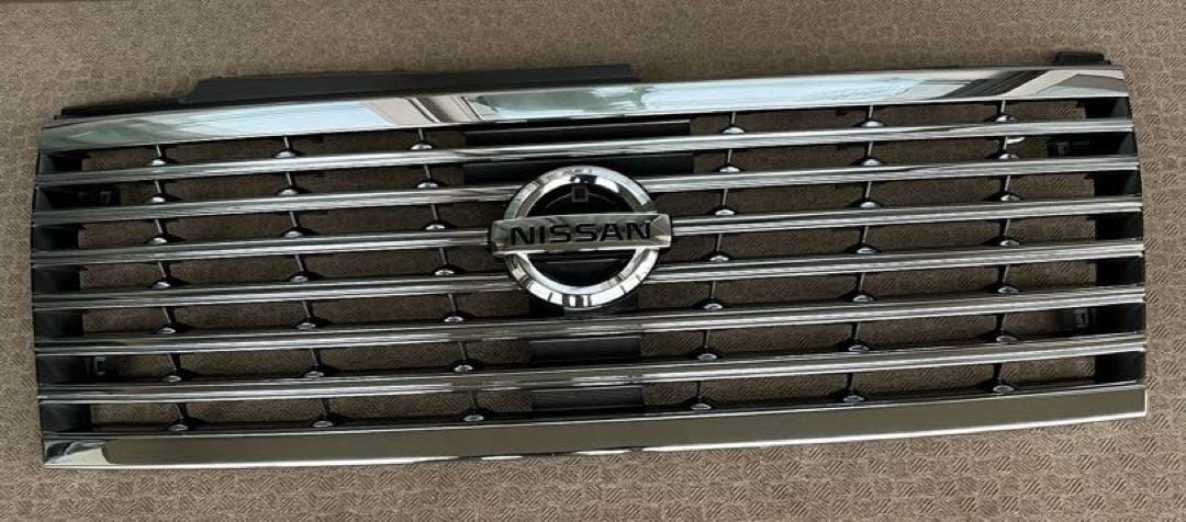 エルグランドE51 中期　純正グリル