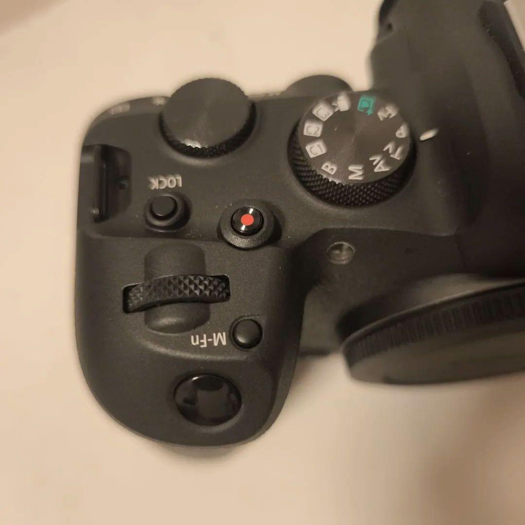 A*z様 CANON EOS R6（ショット数1,900枚）