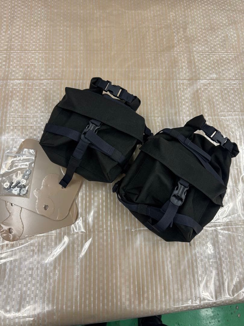 OUTER SHELL アウターシェル　バッグ　サークルズ　ブルーラグ　パニア