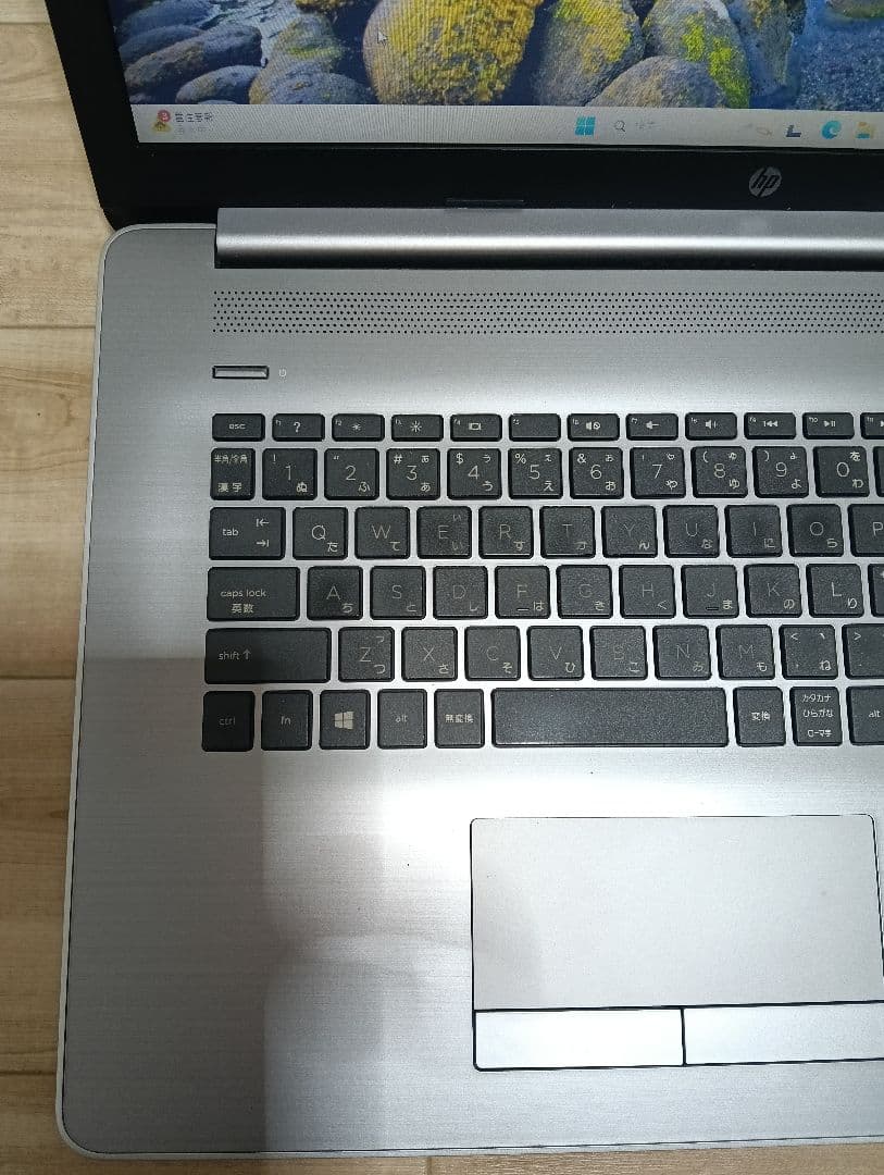 radeonグラボ登載17.3インチ大画面ノートパソコンWIN11正式対応