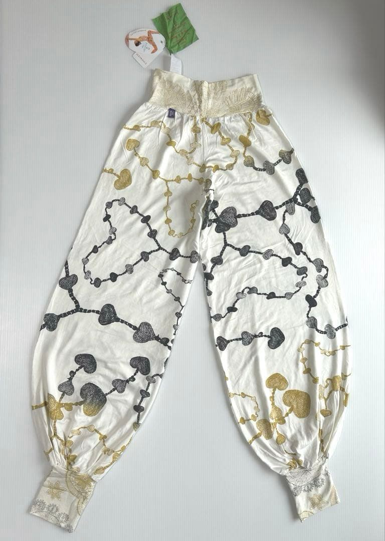 未使用タグ付き　ホォアナデアルコ　アラジンパンツH.P. FRANCE少々訳あり