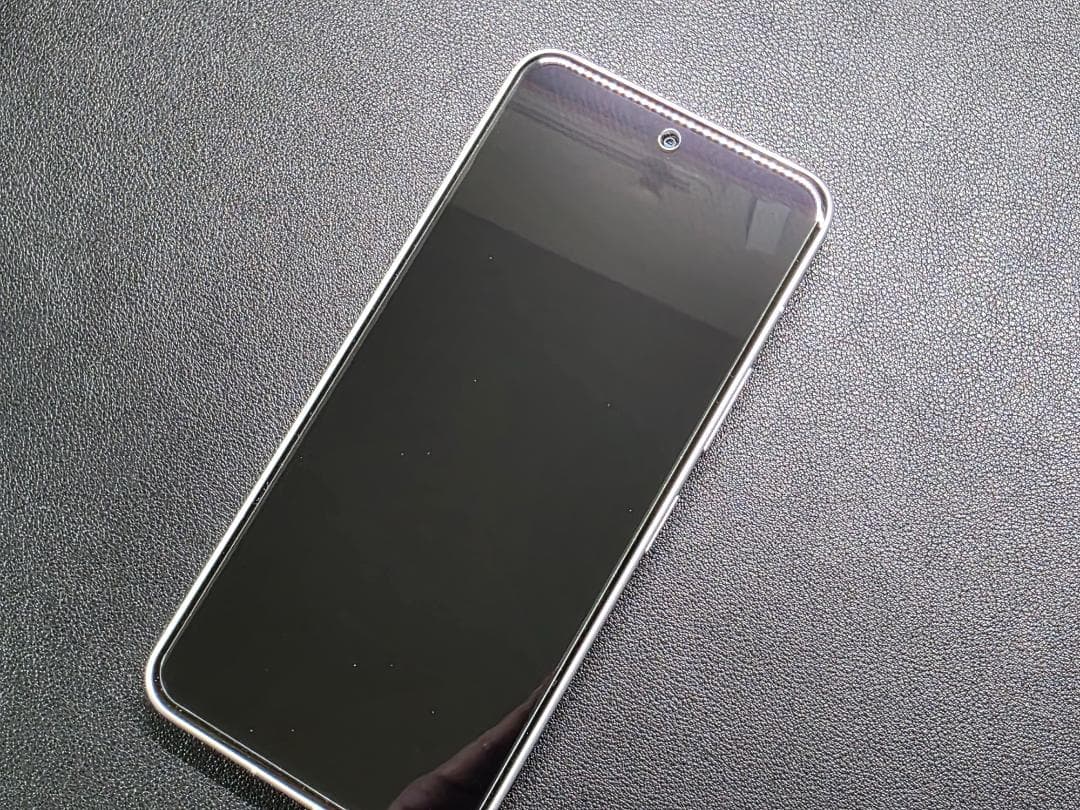 arrows Alpha ホワイト 12GB/512GB SIMフリー版