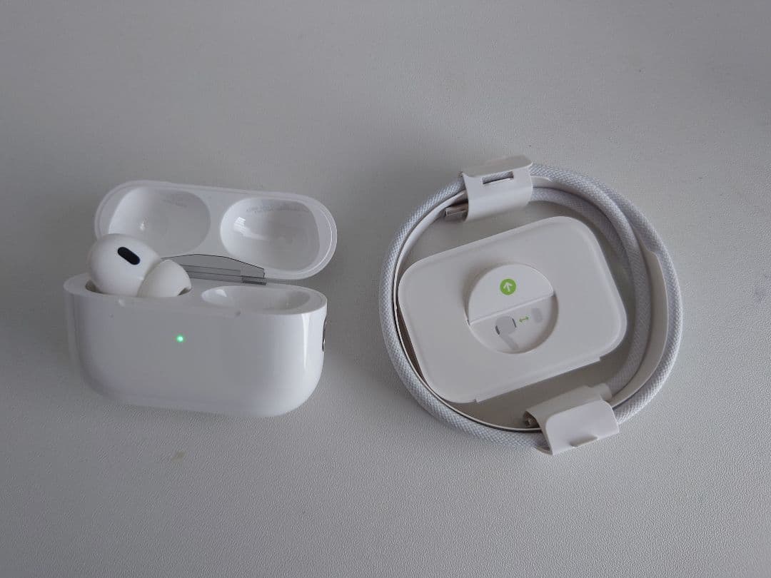 AirPods Pro 第2世代 左耳 ケースのみ