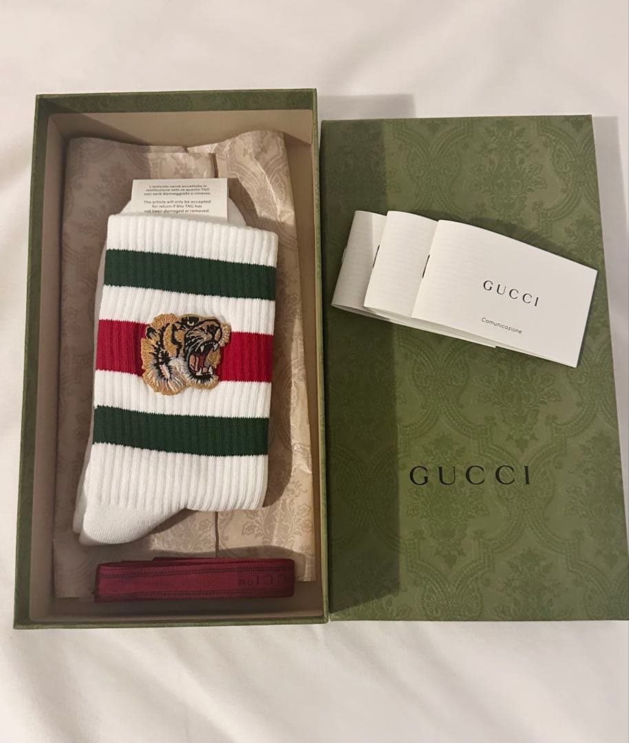 Gucci タイガー　モチーフ 靴下　ラインソックス　虎