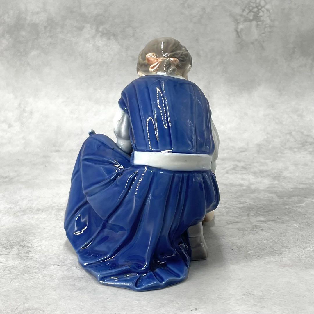 【美品】ロイヤルコペンハーゲン ミルクを与える少女 ビングオーグレンダール 北欧