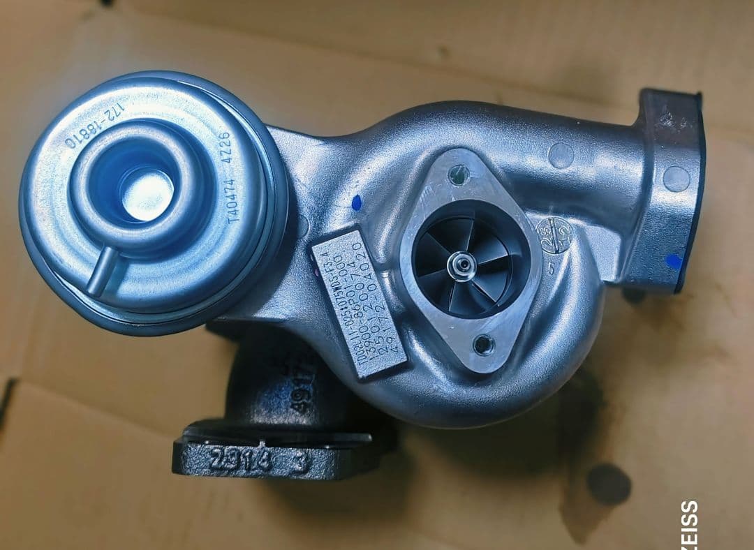 スイフトスポーツ　ZC33S 純正タービン　ターボ　新車外納車前外し