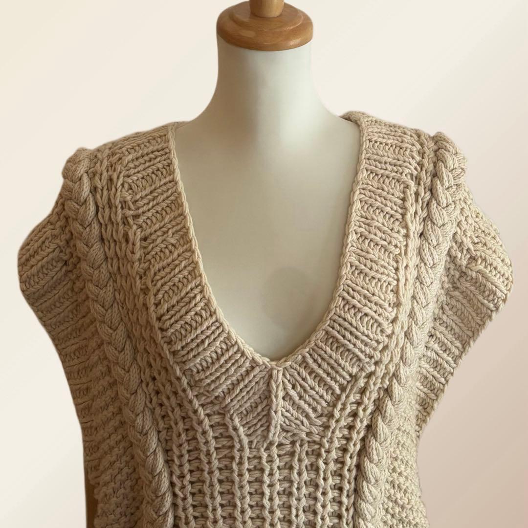 【ETRE TOKYO】 ケーブルニットベスト