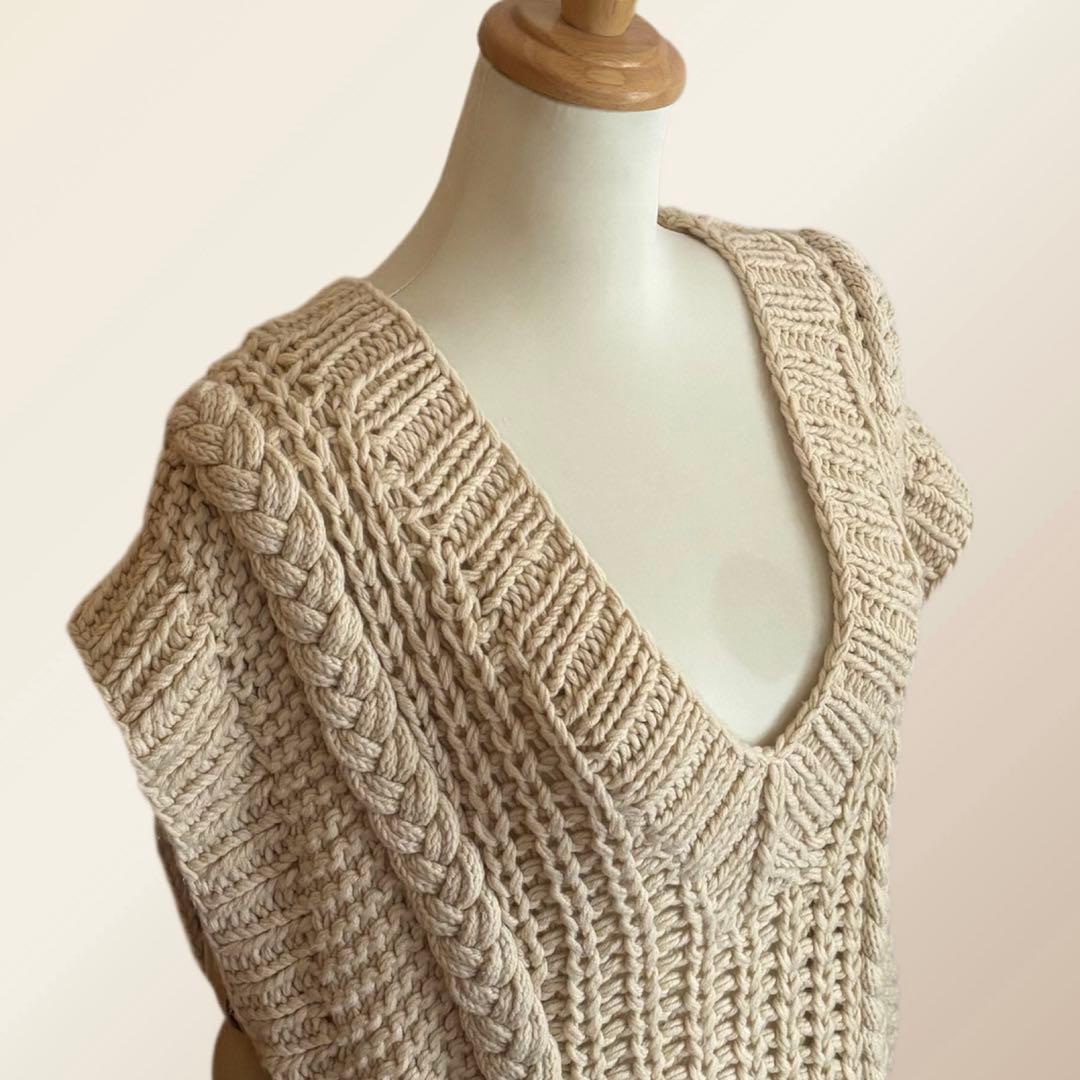 【ETRE TOKYO】 ケーブルニットベスト