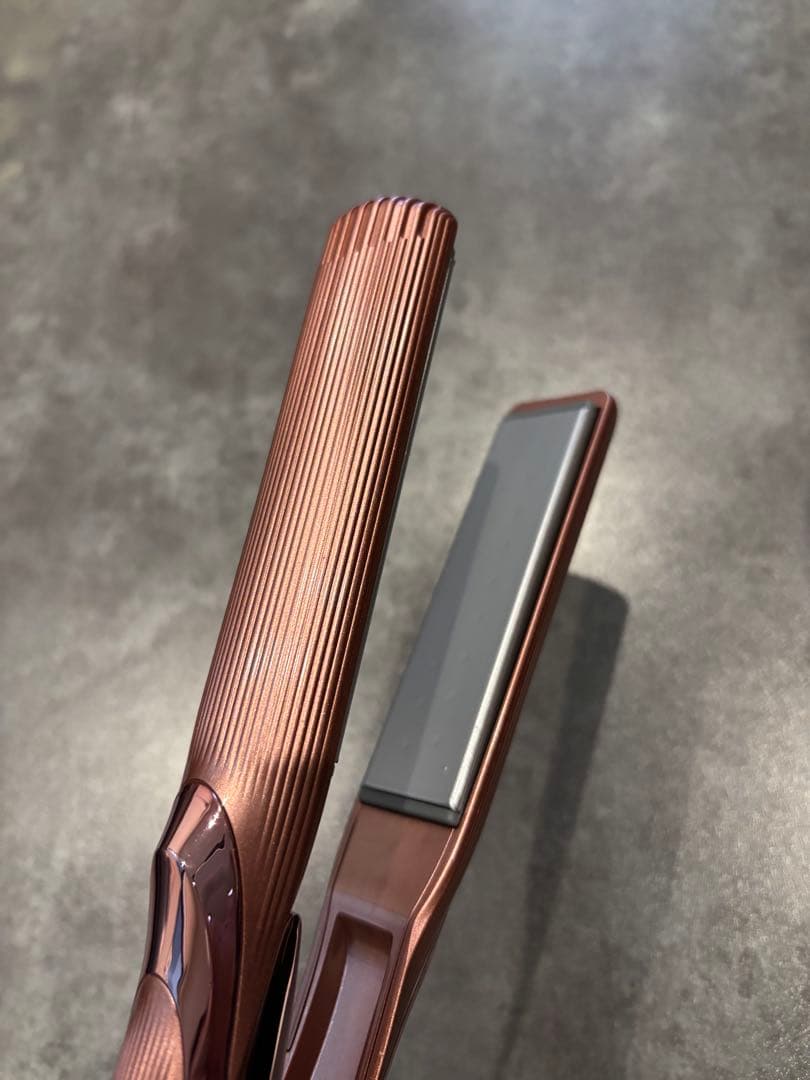 MTG リファ　ReFaストレートヘアアイロン　プロ