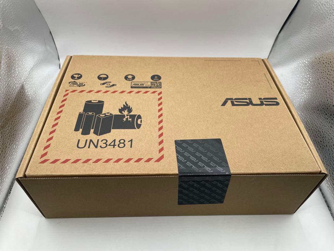 ASUS Chromebook CM3001DM2 本体