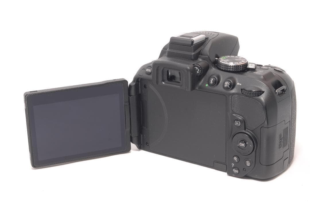 ⭐️Wi-Fi搭載＆手ぶれ補正⭐️Nikon D5300　ニコン　デジタル一眼