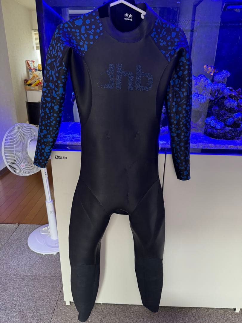 dhb blokウェットスーツ(美品)
