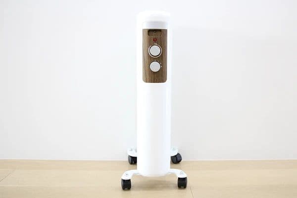 7枚フィンオイルヒーター　ホワイト　暖房器具