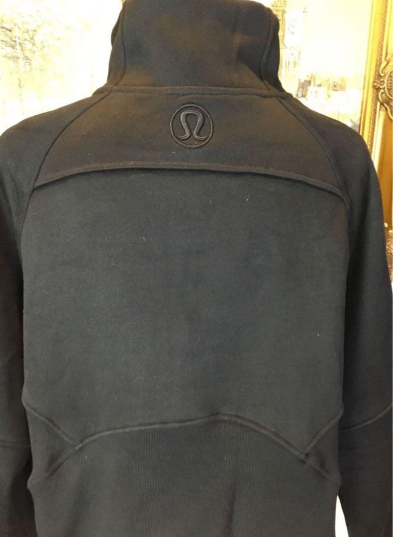 Lululemon ブラック サイズ4️⃣ ハイネック ジップアップ パーカー