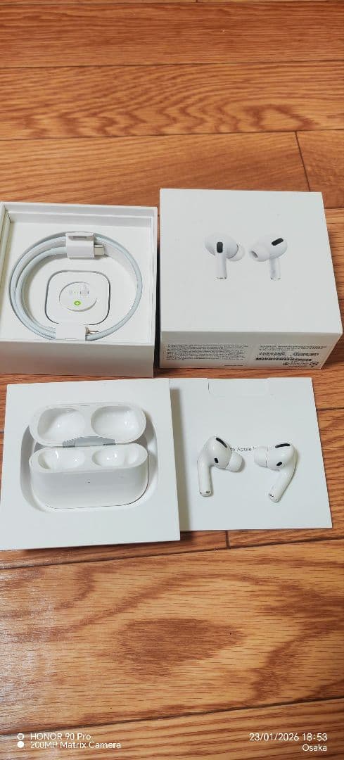 Apple AirPods Pro1 本体 充電ケース付き完璧に動作テスト済み