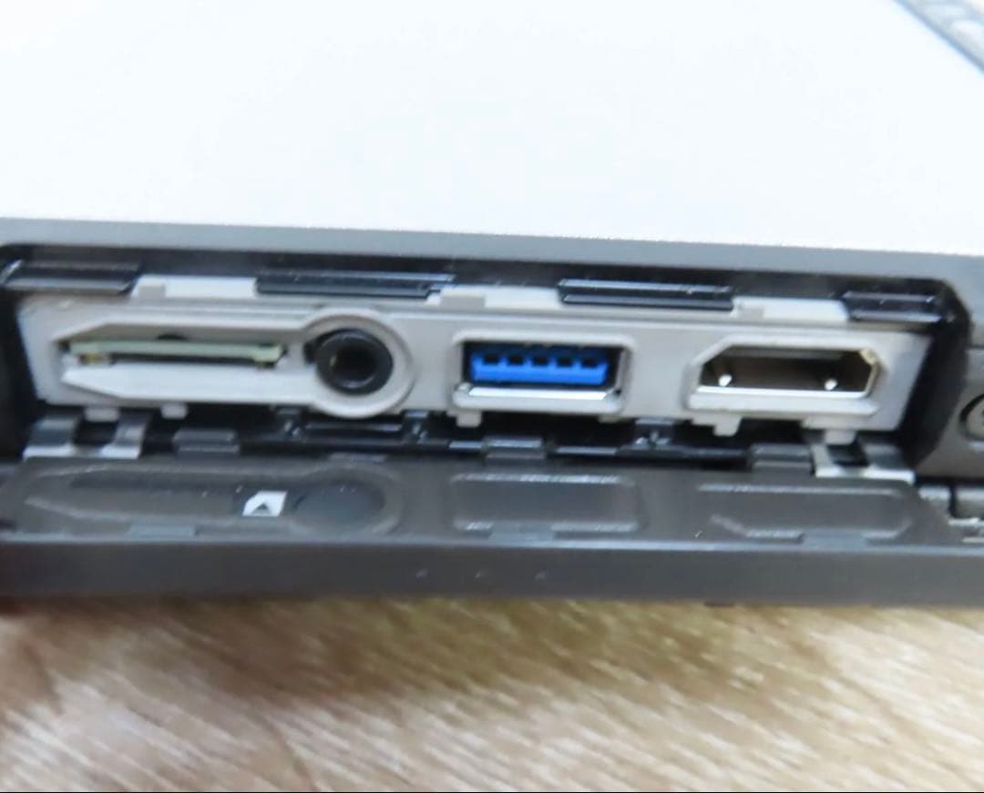 G*e様 Toughbook CF-20 Windows 11pro. オフィス