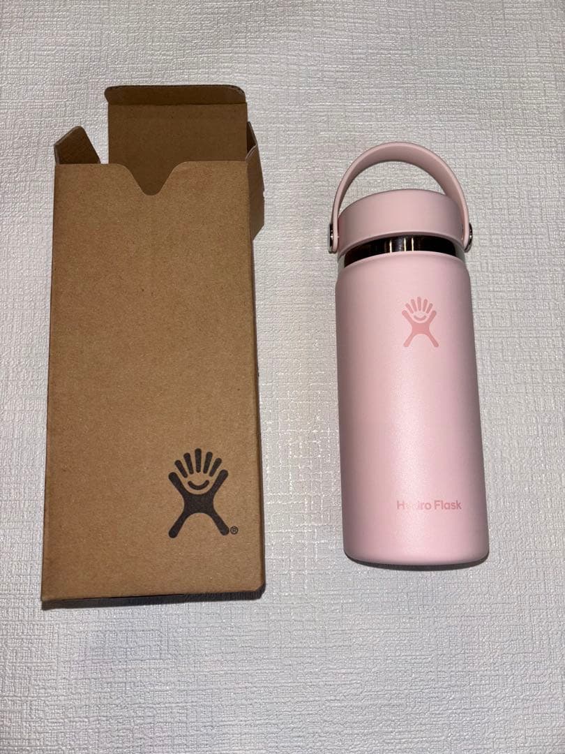 ファミリアとコラボのHydro Flask