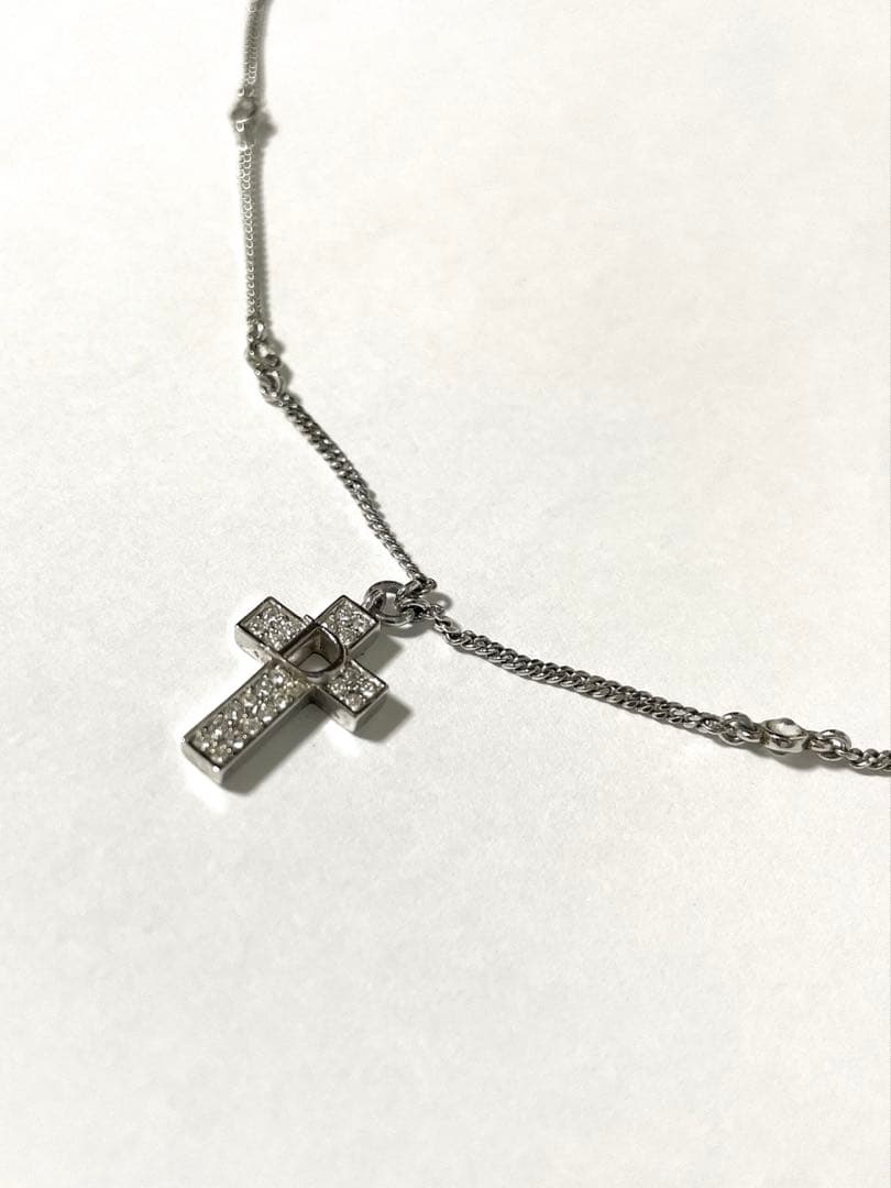 ディオール　Dior クロスモチーフネックレス　シルバー