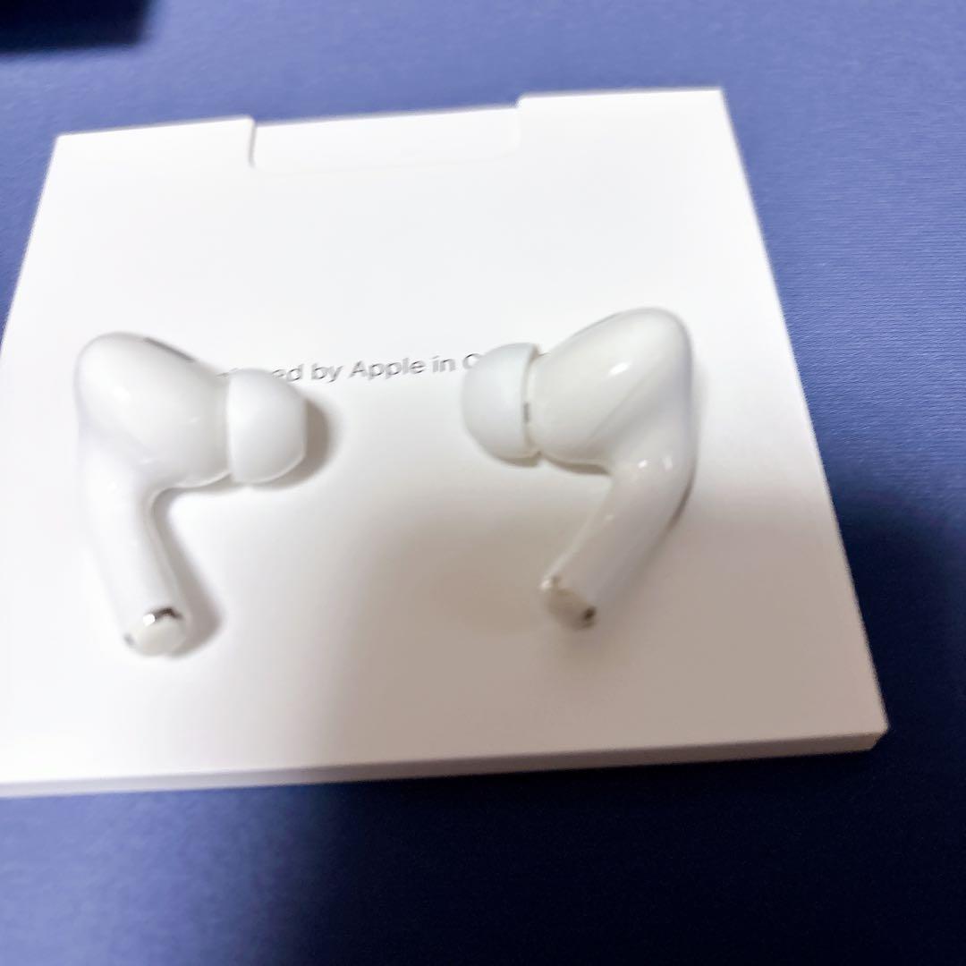 AirPods Pro 第二世代 本体 Lightningモデル