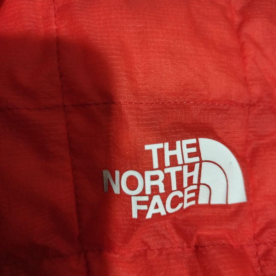 THE NORTH FACE レッドポイントベリーライトフーディ