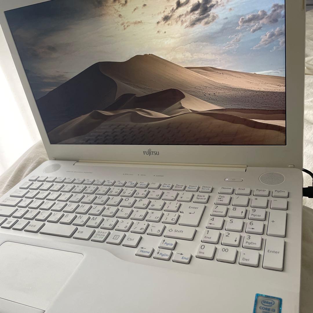 Fujitsu ノートPC ホワイト マウス付き