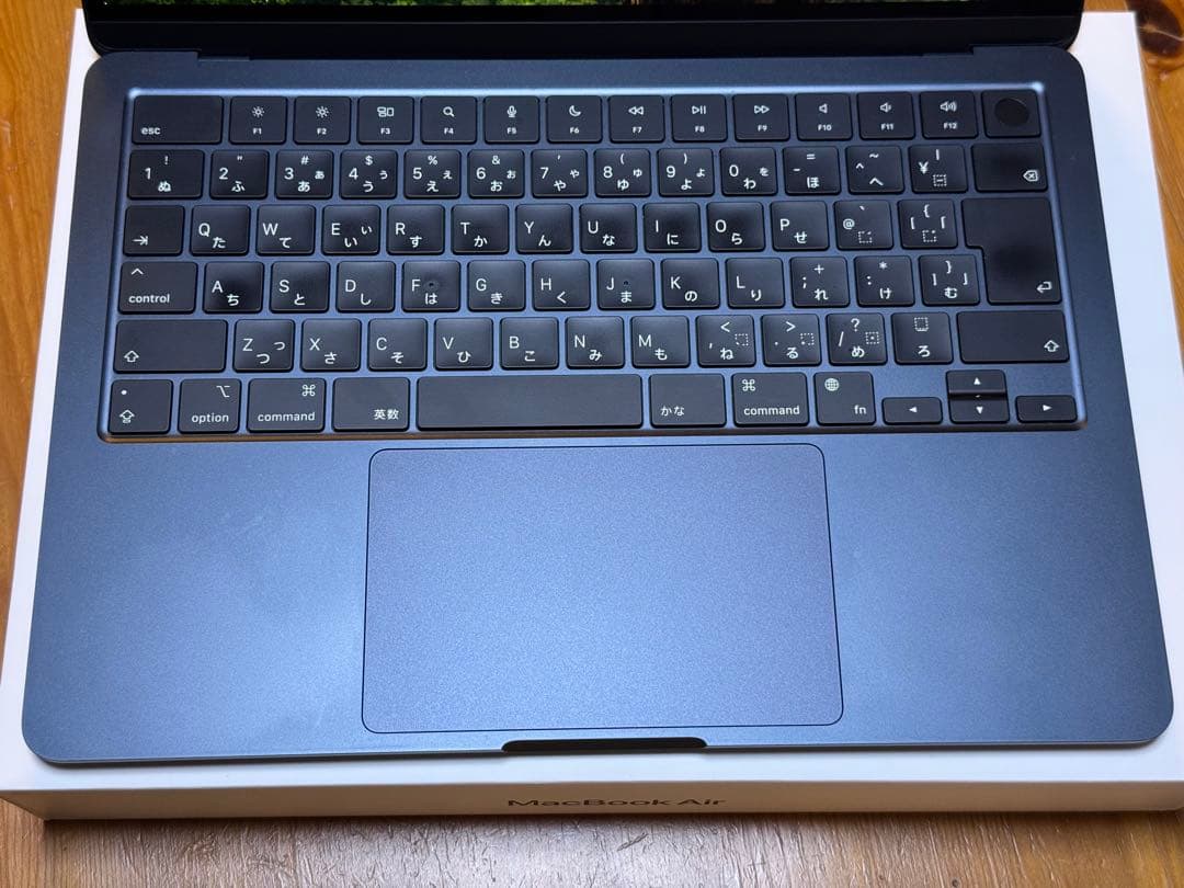 美品　MacBook Air M2 8GB 256GB ミッドナイト