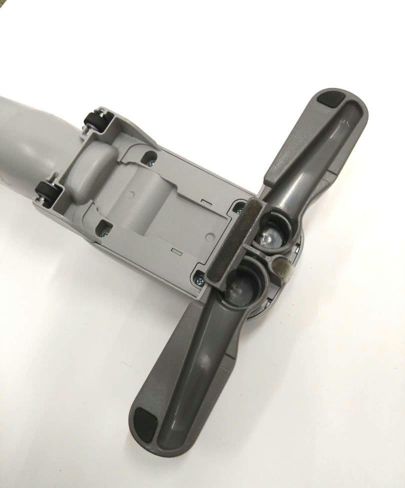 美品 パナソニック セパレート型 コードレススティック掃除機 MC-NS70F