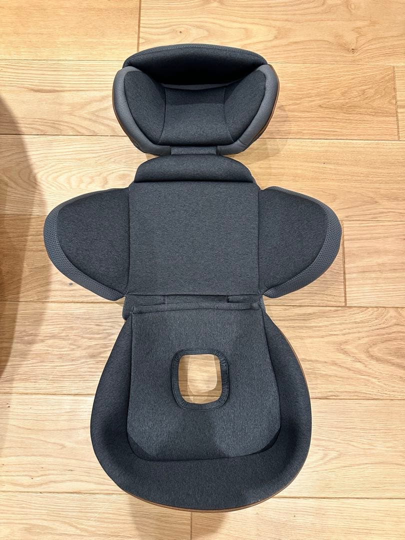 【お値下げ】アップリカ　チャイルドシート クルリラビッテプロテクト