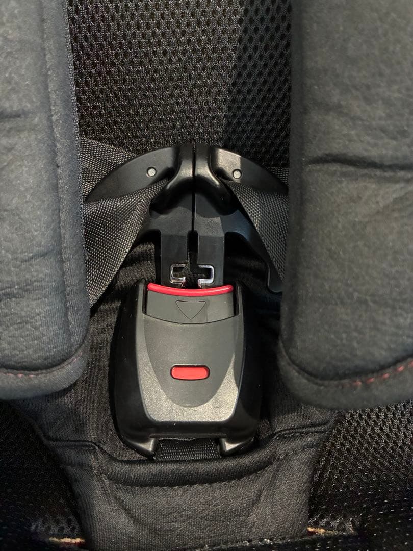 Combi クルムーヴ ISOFIX エッグショック 新生児対応