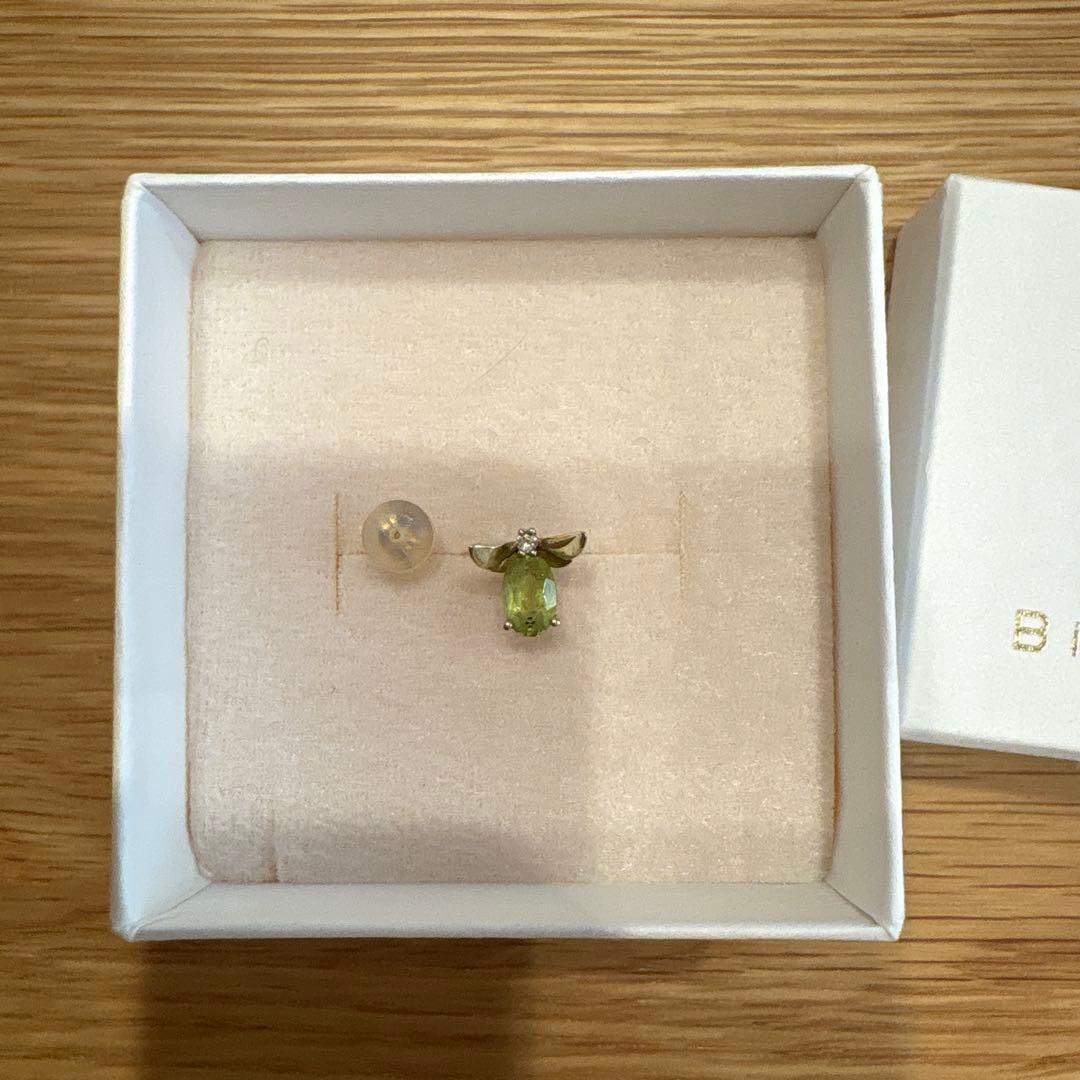 Bijou de M ミニミツバチピアス　イエロー&グリーン 2個セット